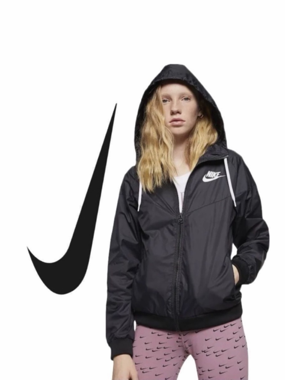 Nike Women Sportswear The Windrunner Jacket - Size S